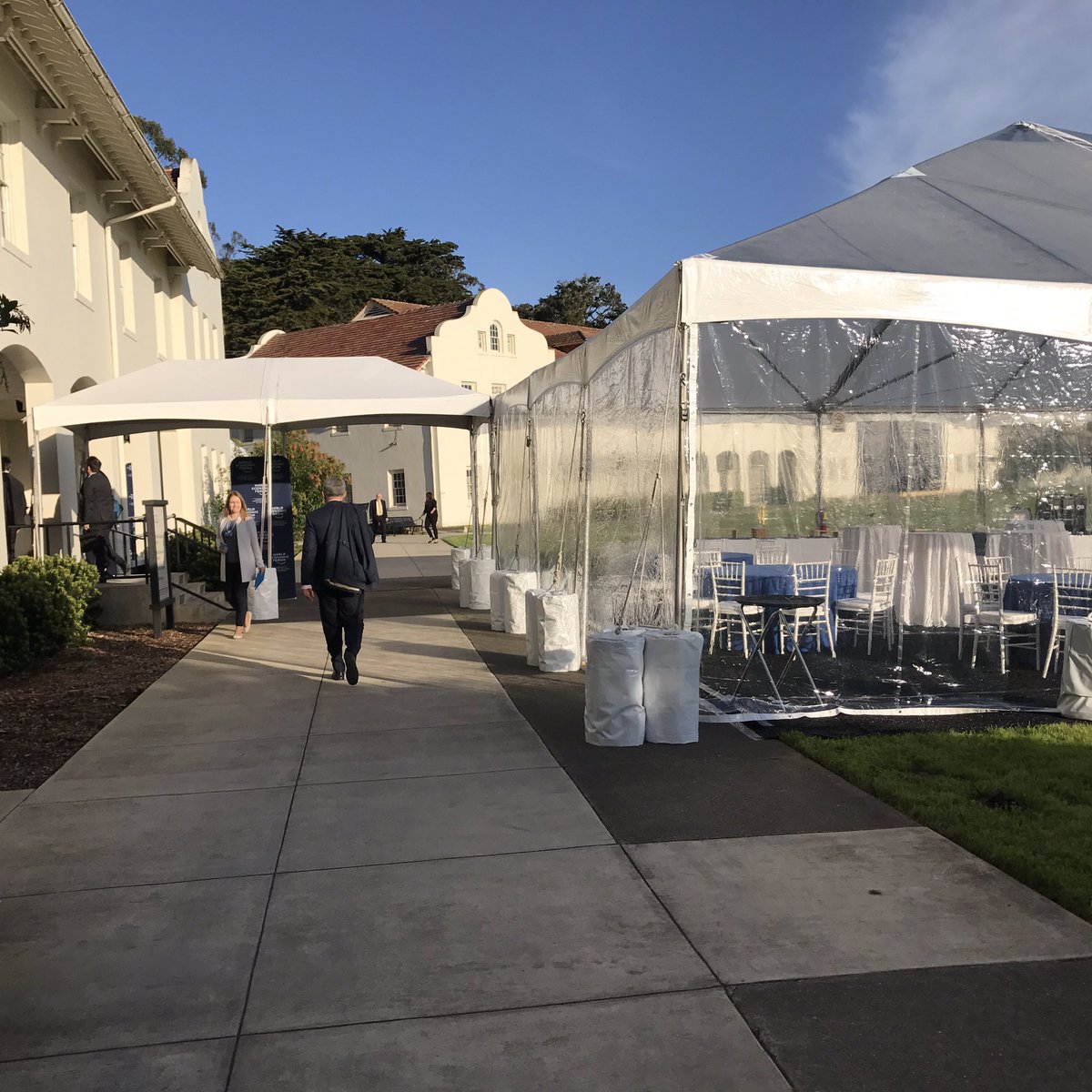 DanShine's tweet image. A new dawn.  Attending first set of meetings at new @WEF Center for Innovation in SF. A valuable connect point between worlds. Thx @Benioff