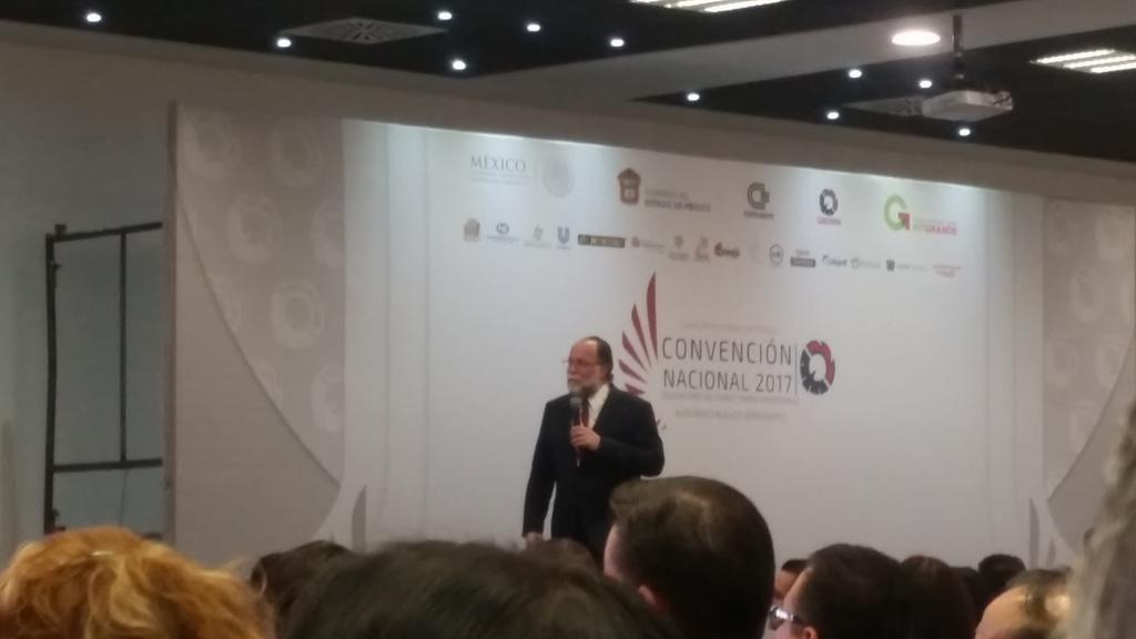 latinspeak's tweet photo. Ricardo Hausmann exponiendo para @canacintramex #CNDSyRI https://t.co/qK4sltaZtv
