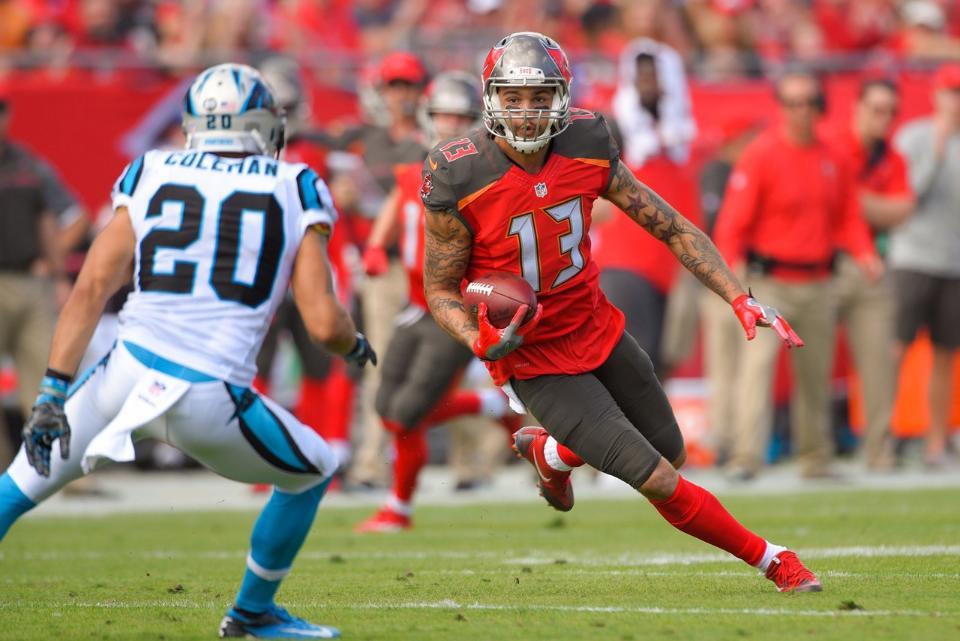 Prepare for Cannonfire! Take a look at the current #Buccaneers WR roster...  📷s >> bccn.rs/myQco5 https://t.co/qjFjFviEEL