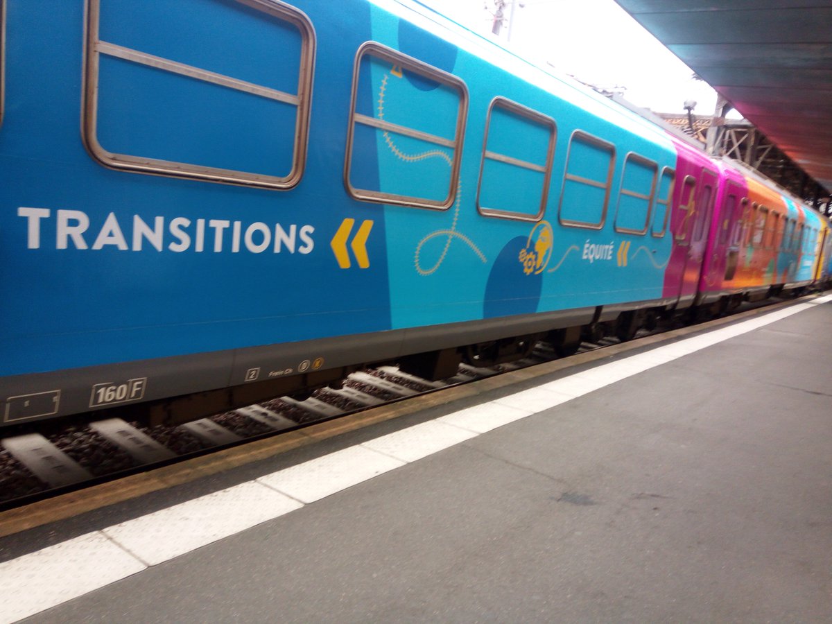 CIVIGAZ94500's tweet photo. En sortie au #TrainduClimat avec @civigaz91  @Civigaz93  et @CivigazParis  ! Merci aux @MessagersClimat  pour la visite guidée https://t.co/4Iws67cG7i