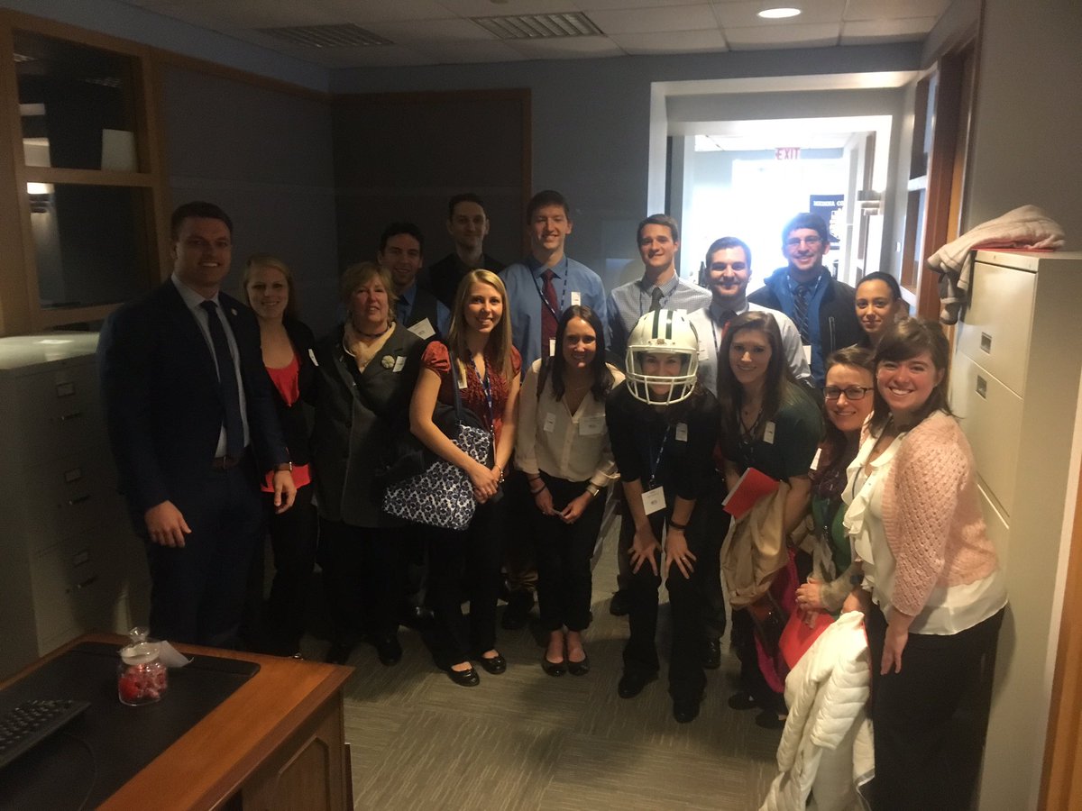 OhioU_PT's tweet photo. Thanks @JayEdwardsOhio for meeting with us today to discuss HB 131 and HB 49! We appreciate your support! Go Bobcats! #PTAdvocacy #Choose PT https://t.co/hW0k3BrAkt