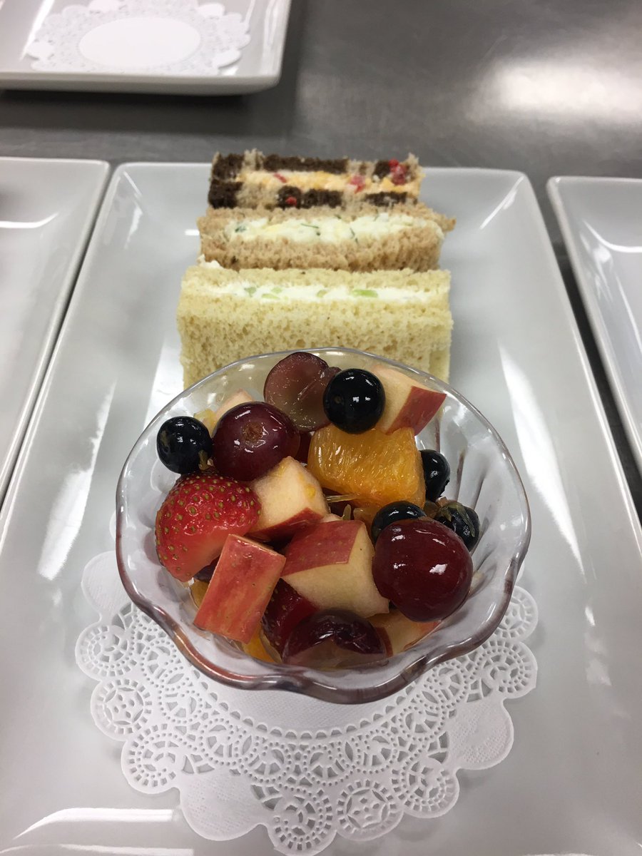 FoxSaysHaleigh's tweet photo. @Irv_FCCLA @denaknoll @TheTigerCafe https://t.co/A7WC8p0nGr