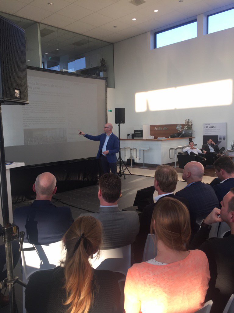 Manfred Zurhorst tweet media