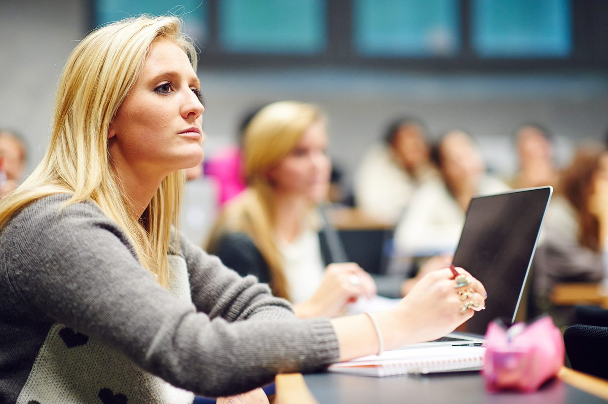 SolvayAM's tweet photo. Register now to join our Information Evening about Solvay Advanced Masters next March 28th https://t.co/ec0m73wbA0 #SBSEM #Masters #Brussels https://t.co/N2ImfNAI53