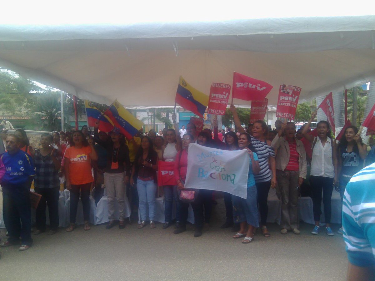 IACPIM_SB's tweet photo. #Ahora apoyo al Presidente en rechazo a las acciones injerencistas de Almagro en contra de la República Bolivariana de Venezuela https://t.co/ZErfGHEB3N
