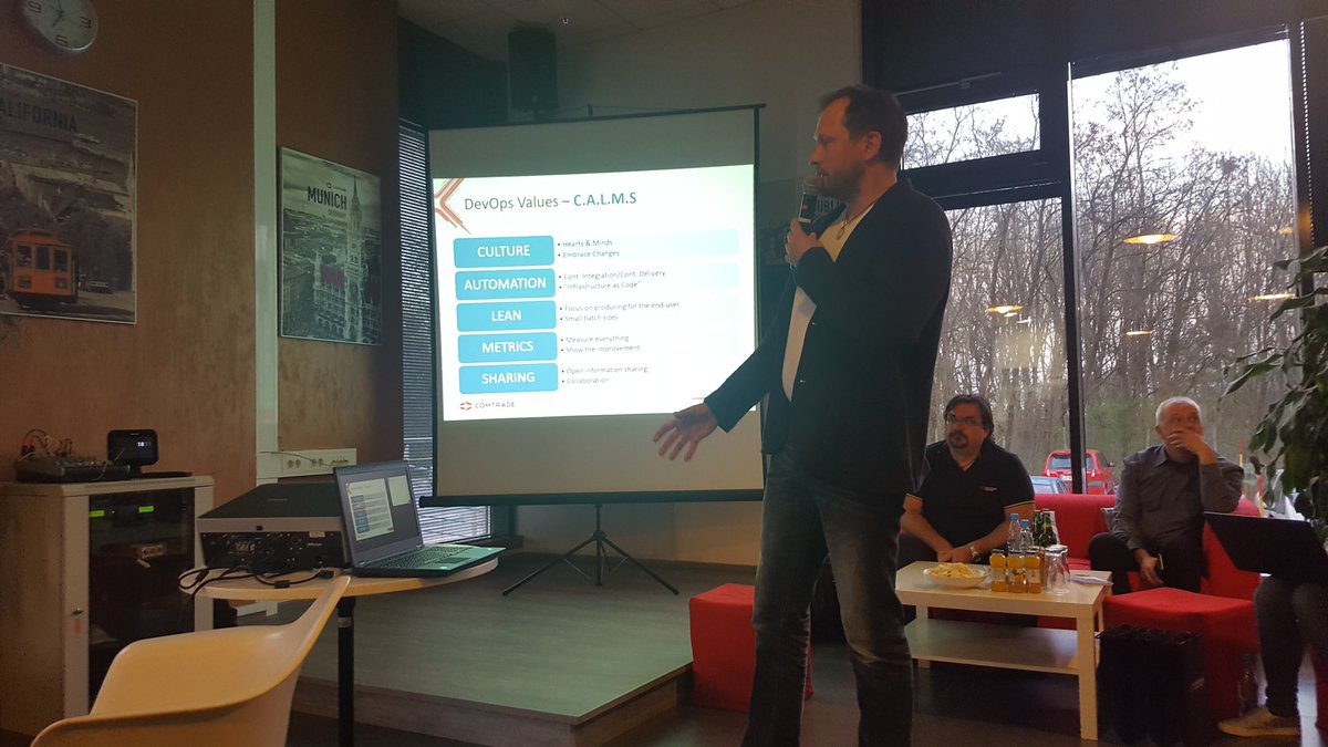miha_u's tweet photo. "If you don't share you know nothing." Klemen. #DevOps #ShareIT #Meetup @ComtradeDigital https://t.co/O3EU5Q1czh