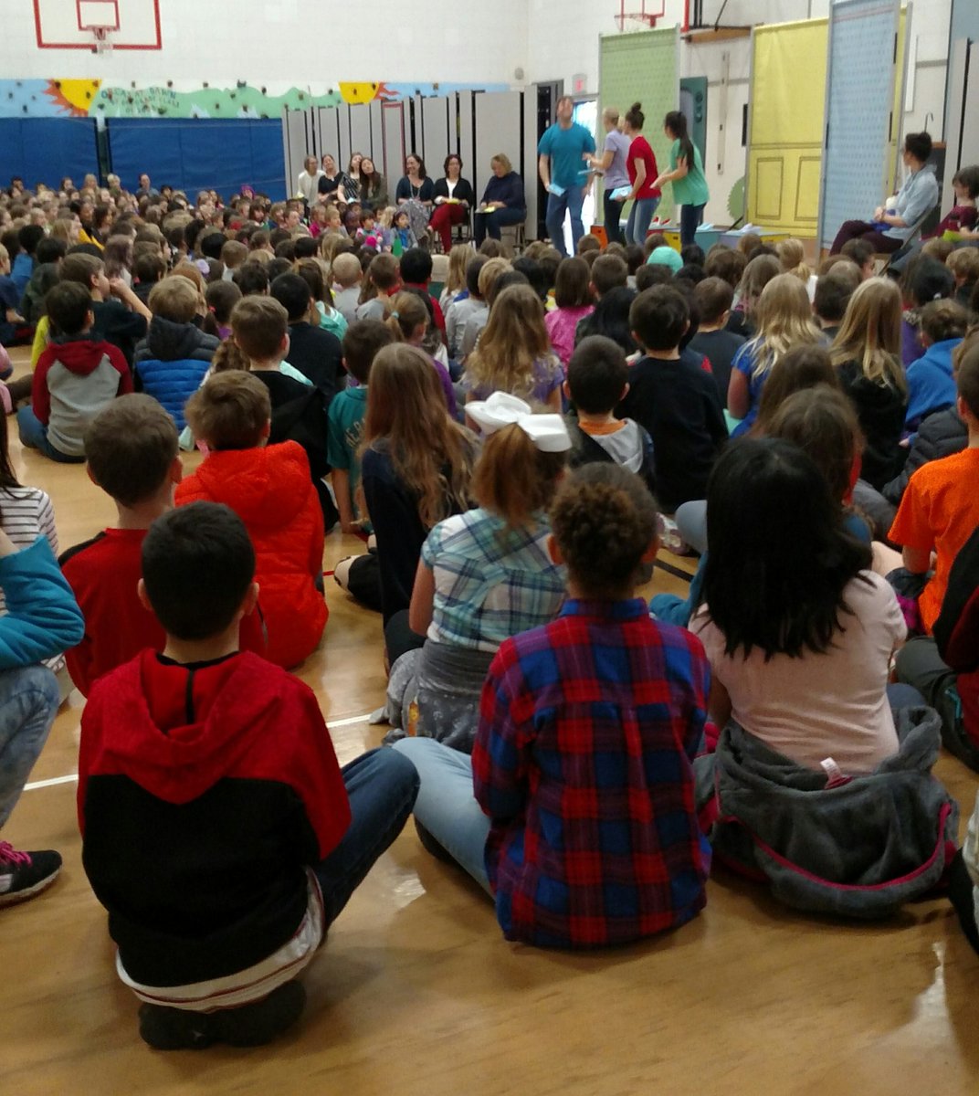 HT_Orcas's tweet photo. Loved @Book_It performance of the book #ElDeafo ! Thank you to our PTA for funding this assembly. #ASLTalent #ArtsEd #disabilityawareness https://t.co/NKhaBz628i