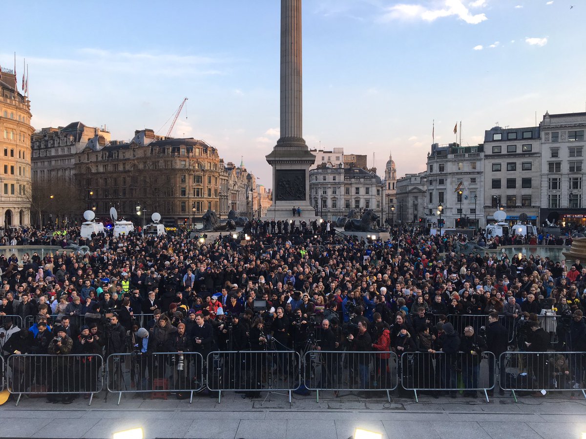 tomcopley's tweet photo. Trafalgar Square filling up to pay tribute to those who died yesterday. London united https://t.co/dvglQl72vF