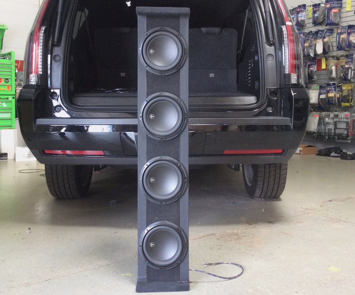 CCSDayton's tweet photo. #TBT 2016, limited edition 2015 #HPE650 #Hennessey Supercharged #Cadillac #Escalade w/@FocalUSA, #LinearPower, @JLAudio, & @AudioControlInc! https://t.co/fF43I1Ud3c