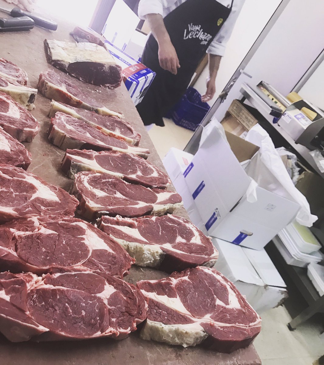 vayalechazo's tweet photo. https://t.co/yWOOSr7c4U #valladolid #carniceriasmariajose #velascoselection #horeca #envios24horas #carnes 🔥🔥🔥🔥 https://t.co/T1ZpBbvdjU