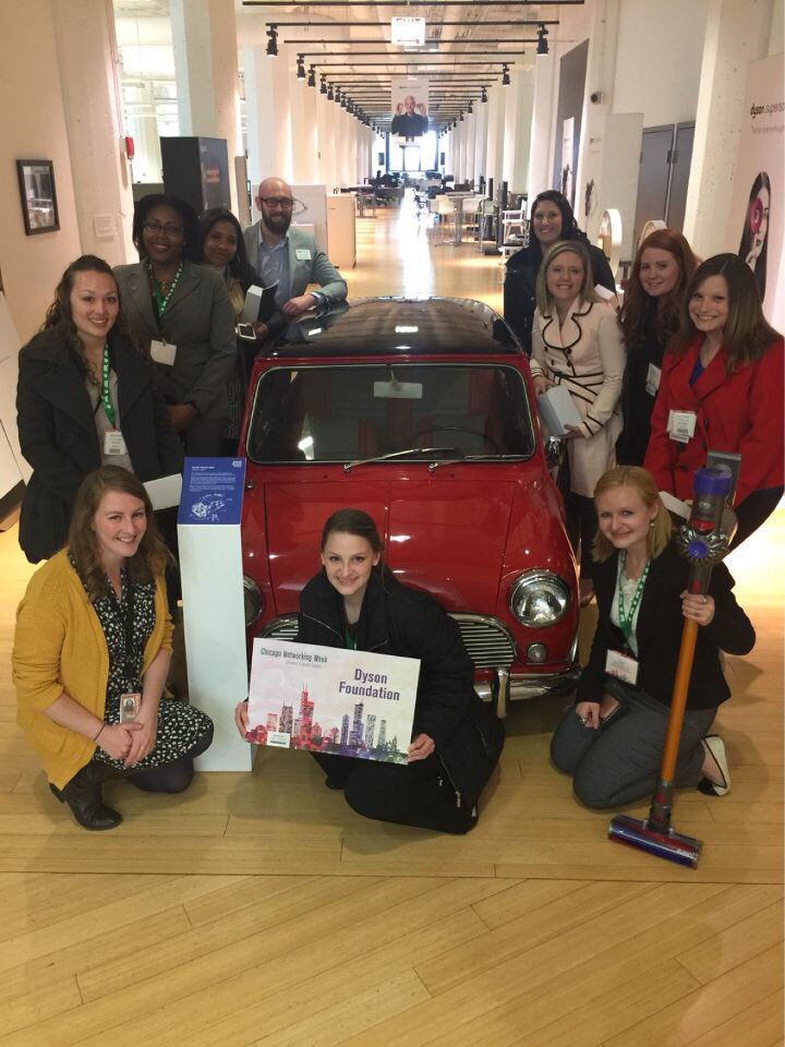 ohiosab's tweet photo. Chicago Networking Week attendees are having a blast networking with @OHIOAlumni in Chicago, like those at Dyson Foundation! #BobcatNetwork https://t.co/Oesqg2NFdQ