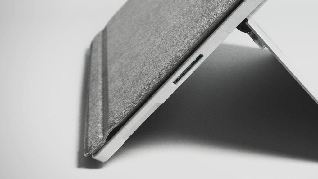 surface's tweet photo. Some connections just come naturally. #Surface https://t.co/JKjyEGcRQZ