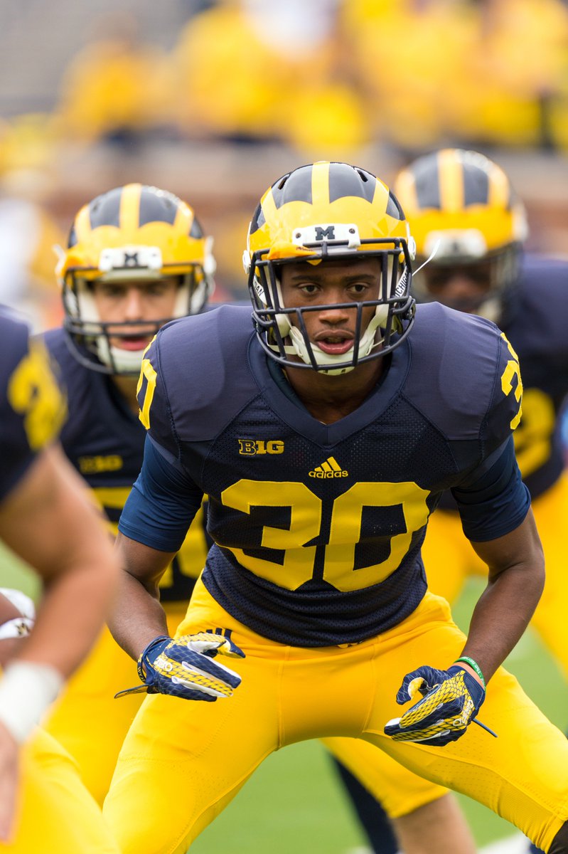 jimharbaugh's tweet photo. Congratulations to 2 Michigan Men, Reon Dawson &amp; Maurice Hurst, on their acceptance into Masters of Social Work program here at Michigan! https://t.co/PMn6jlrslN