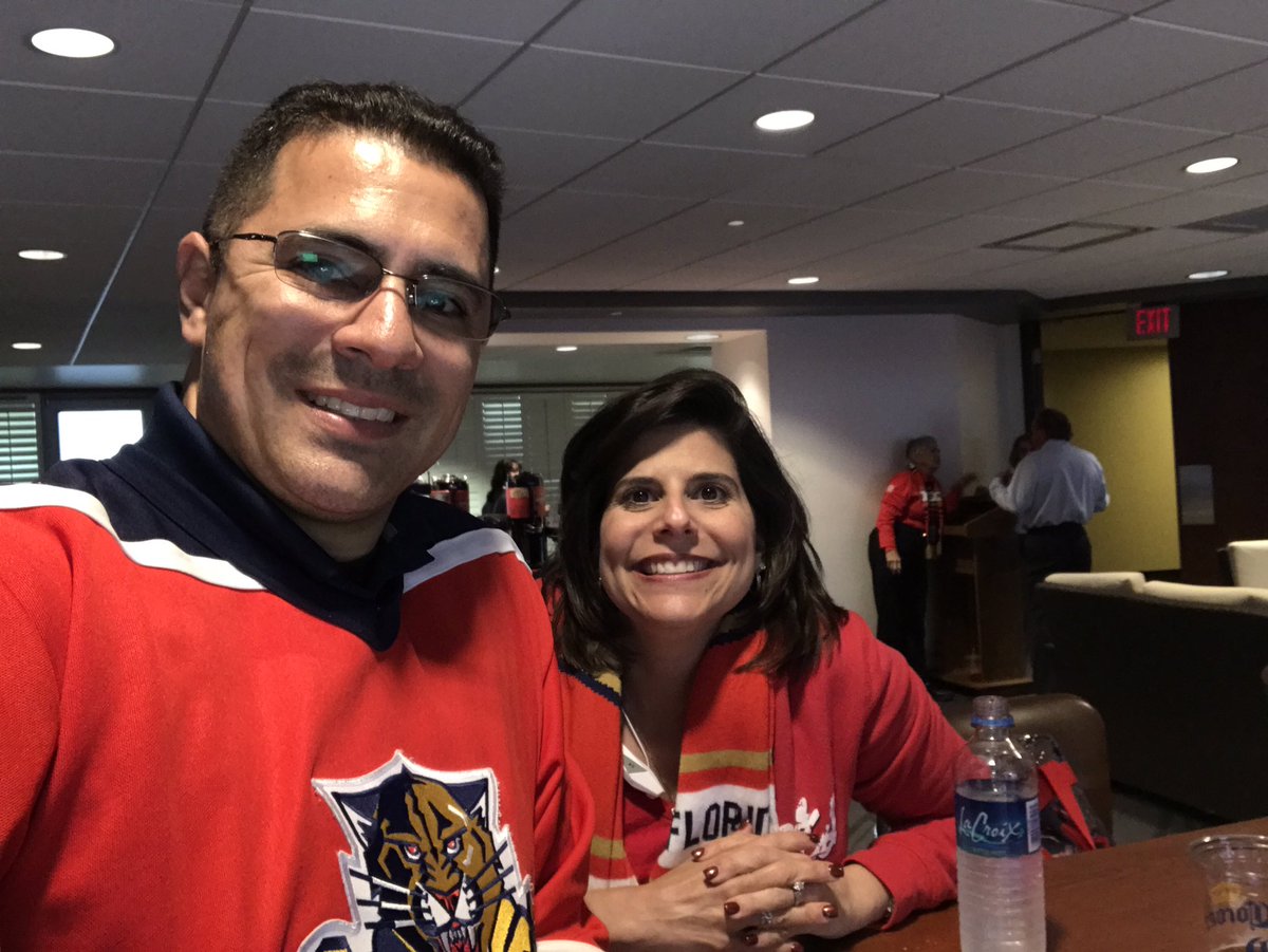HectorR8404's tweet photo. Let's go Panthers!!!#OURHOUSE https://t.co/tFLgkxhoqD