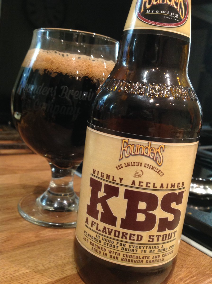 youngystweets's tweet photo. Had to decant from non branded glass to this when remembered I had glass of brewery I was drinking 🤓#glassproblems https://t.co/uzAzKdqLTu