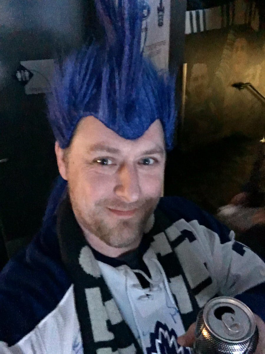 chrisd6979's tweet photo. Found my seat .. and it's gonna be a great night #leafsnation @AirCanadaCentre #GoLeafsGo always rocking my #LeafsPride https://t.co/n6CkFENK0y