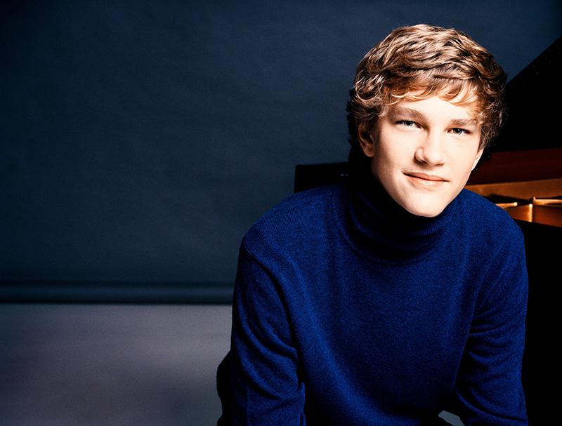 A very happy 22nd birthday to from your friends at The New Classical FM!  
