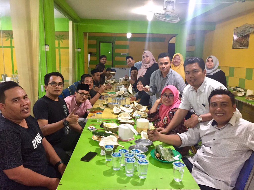 amaruf_official's tweet photo. Debat kandidat balon ketum @PB_PMII dan ketua @Kopri_PBPMII  sesi III &amp; pra kongres, medan 23 maret. Selanjutnya Solo dan Bandung https://t.co/5W1v4F2lu8