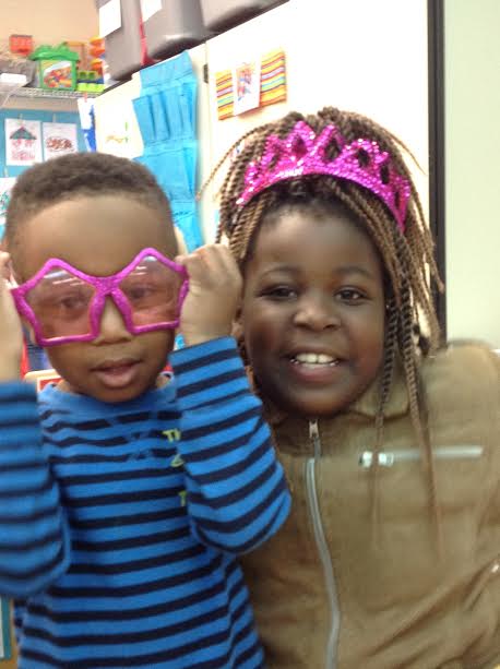MrsDianas_Dinos's tweet photo. WE love our 3rd Grade Buddies! #Saveyah @VaughnSquad https://t.co/bzcW6RFd1G