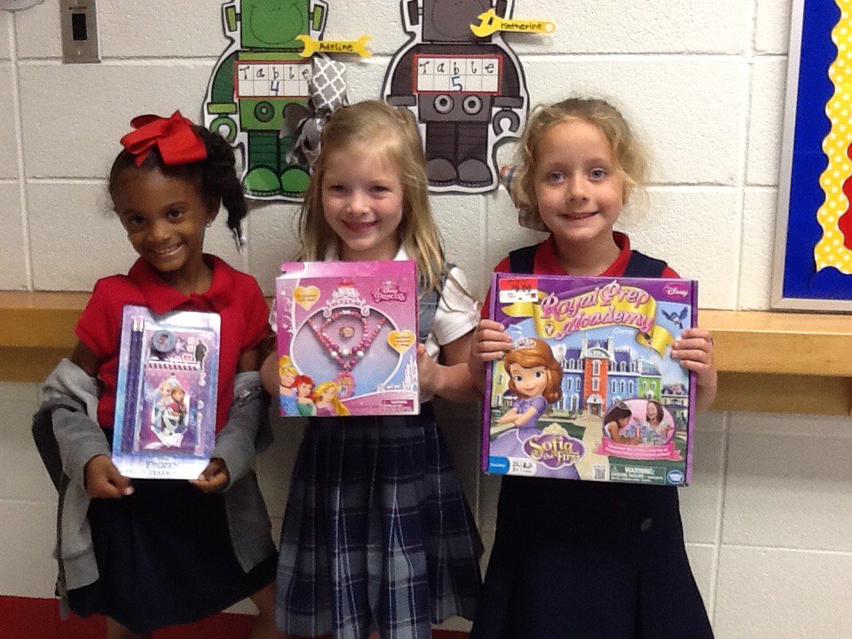 Nichols_K_Class's tweet photo. Hard work pays off!!! @MaryBAustin @MaryBAustinPTA #ARstore https://t.co/UPbhKB9KKb