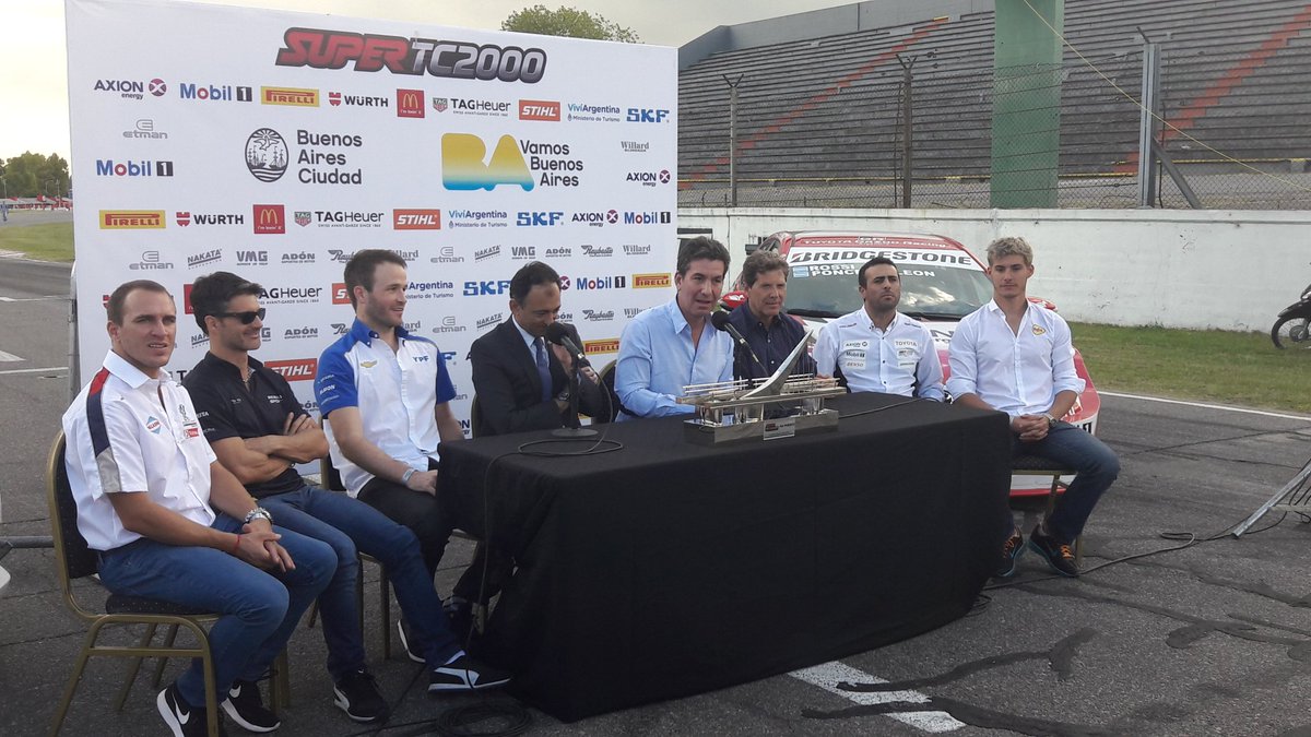 .@andyfreire: "La renovación del Autódromo forma parte de un proyecto para generar desarrollo en el sur de la Ciudad". #SuperTC2000