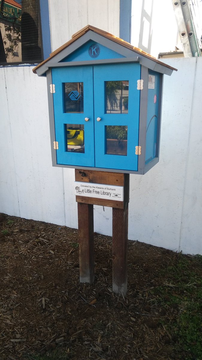 Literacy_Club's tweet photo. Unveiling or next library. 3-24 Friday @ Boys @ Girls Club Burbank. Sponsors  The Literacy Club and Kiwanis of Burbank. 10 am come join us. https://t.co/HakXU06eop
