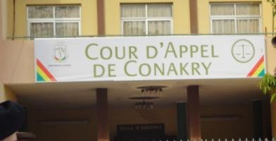 Justice : le rapport du #COJEDEV et du #CPDH contredit la version du parquet général.
renaissancefmguinee.com/?p=1442