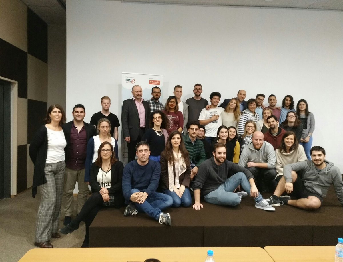 santfeliuinnova's tweet photo. Gràcies @yuzzsantcugat per una altra jornada conjunta de coneixement mutu i sinèrgies #retoyuzz #pitch #networking https://t.co/6ucL5eiuya