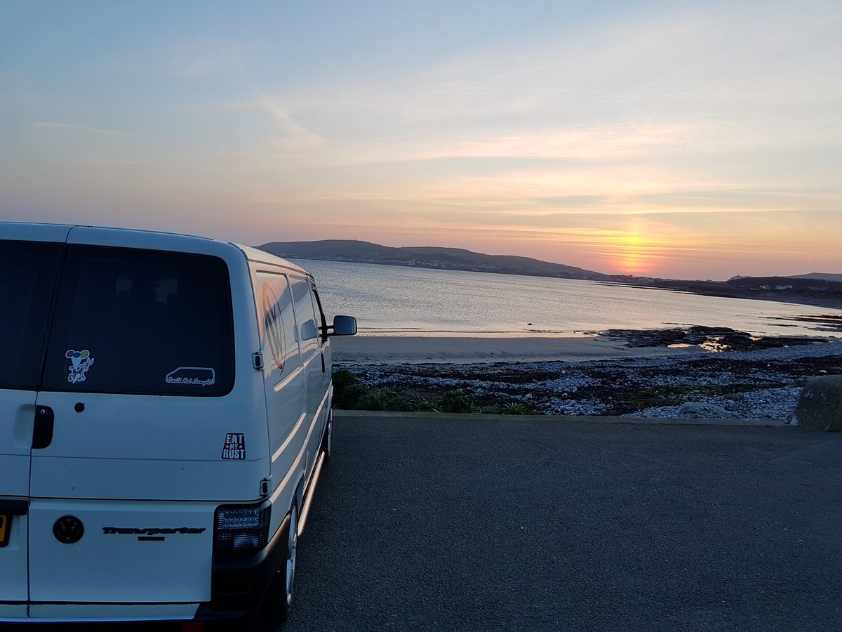 cjwill888's tweet photo. Sunset at Gansey shore Isle of man #showyourview #vanlife #vwt4 😎 https://t.co/CV26X10Z5M