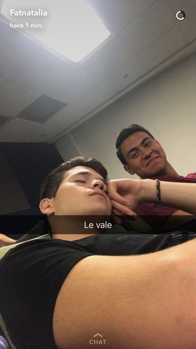 Reynold_mtz's tweet photo. -Y que vas a hacer en la prepa? https://t.co/vh2ybQNIYi