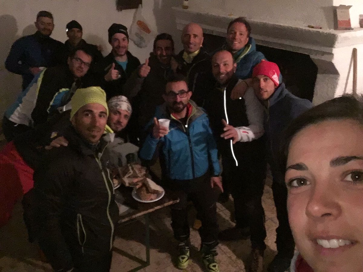 Camoscio76's tweet photo. #notturna #skialp #stazzo #pallottieri #Abruzzo #Aremogna #valleverde #RegionedeiParchi #scialpinismo #divertimento #amici #MountainLab https://t.co/DjbwNrJcMl