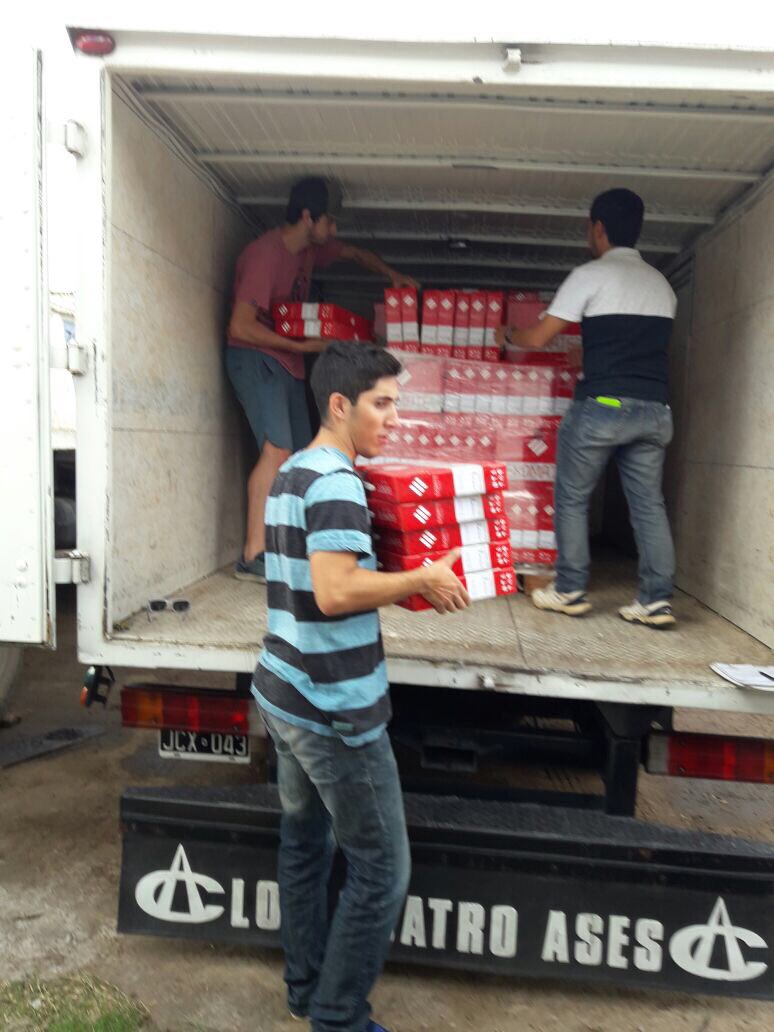 Zaal_86265's tweet photo. Llegaron las tablets destinadas a alumnos de 1 año Ciclo Lectivo 2017 #ProgramaRED #Educacion  @Munirivadavia1 @JUReynoso @edgaralarconm https://t.co/YwfxHYphvP