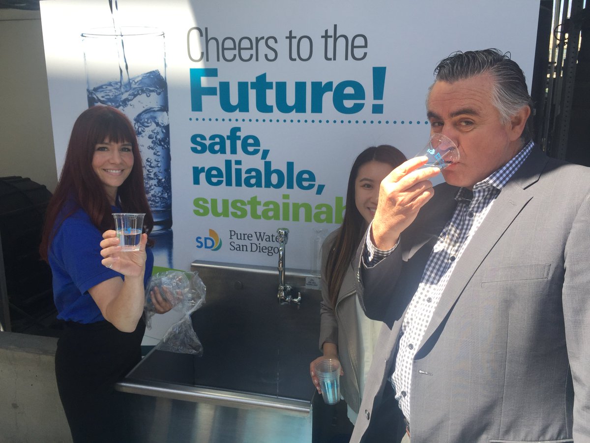 LACitySAN's tweet image. Sampling crisp, refreshing, delicious #PureWater after a tour of @PureWaterSD in #SanDiego during the #WELLConference.  @LatinosforWater