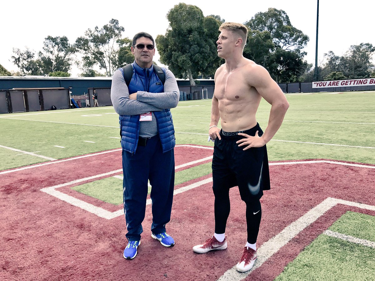 StanfordFball's tweet photo. .@DallasLloyd finishes his DB drills, has a good conversation with Ron Rivera.

#StanfordProDay #StanfordNFL https://t.co/2XhYGZbwjR