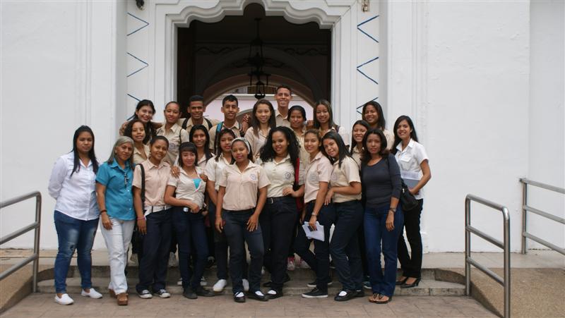 iaegabaldon's tweet photo. @EtrpsssM realiza 2da visita al #IAE para fortalecer conocimientos en el área de registros en salud | más: https://t.co/mFcc9UmQnc https://t.co/q3pKi8V4Iu
