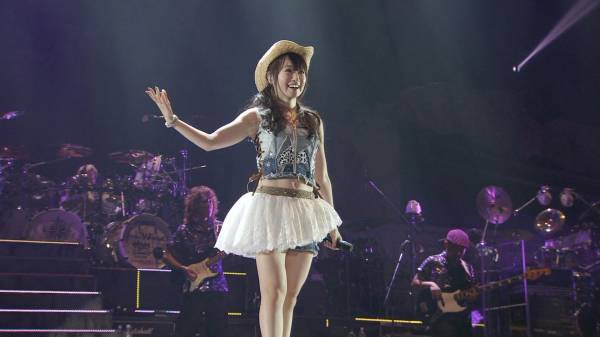 Uzivatel けんちゃん Na Twitteru 水樹奈々 レイジーシンドローム Live Adventure T Co Mffvsgomb8 Sm あぁ 自分の好きな神曲を神衣装でスカートフリフリさせながら歌ってくれるライブカラオケが歌えるなんて幸せぇ うへへ T Co