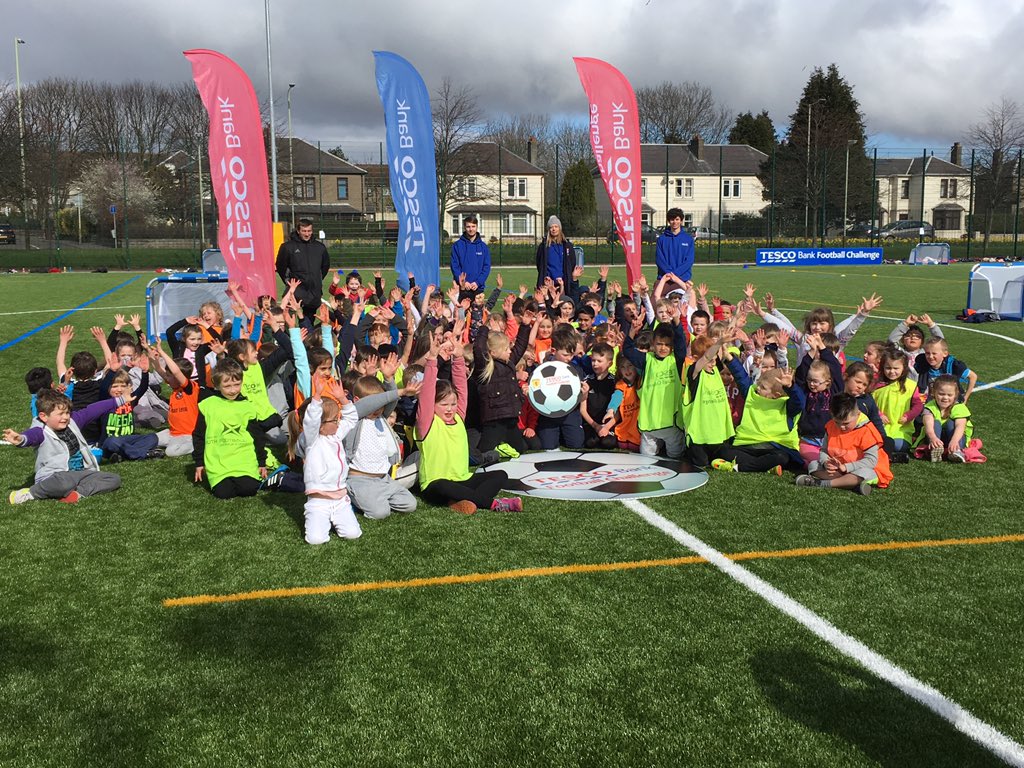 @TB_Community great to welcome around 300 kids playing football today @sfa_east <a href="/FunFoursDundee/">Football @ Leisure and Culture Dundee</a>. Hope you enjoyed the facilities.