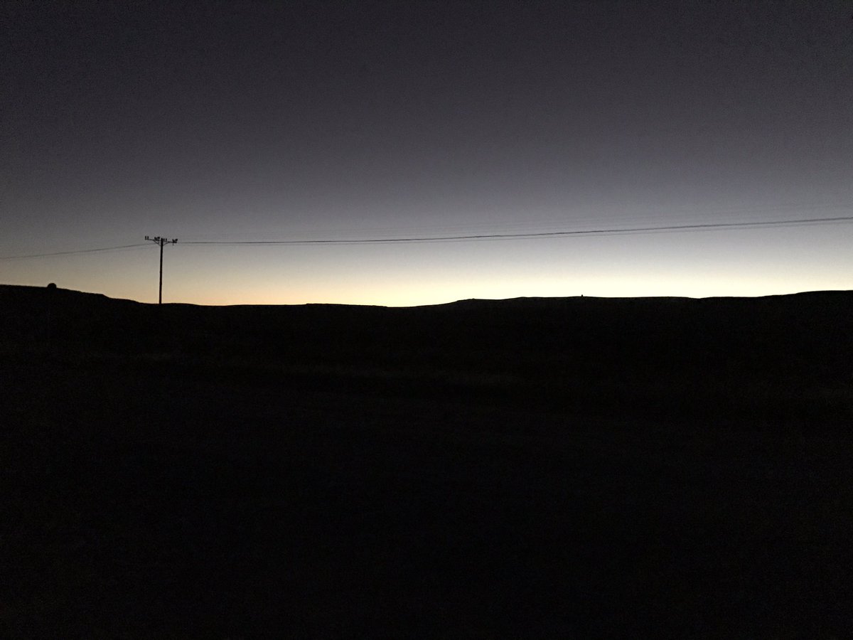 Mladen8900's tweet photo. Sutherland night skyline #karoo #nofilter @GetawayMagazine https://t.co/jCzT7Tcqy8