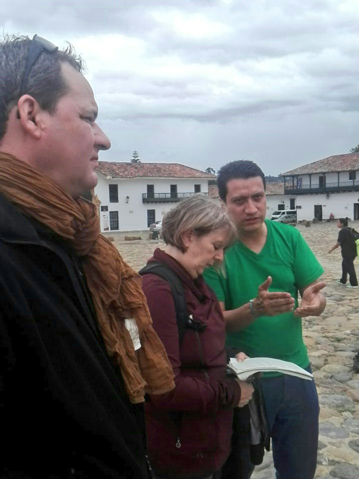 SecTurismoBoy's tweet photo. #AEstaHora damos inicio a la Ruta Acuña en el municipio de @VilladeLeyvaCol #FamTripTurismoComunitario #BoyacáEsParaVivirla https://t.co/bOHG2a5VmR