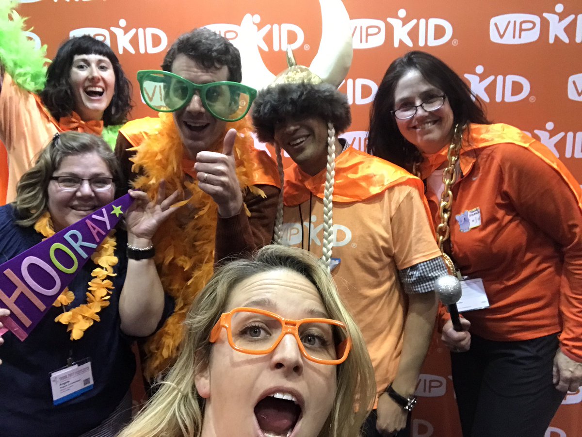 TheVIPKIDLife's tweet photo. Take your #mytesol17 selfies at our photobooth #esl #fun #vipkid https://t.co/CbxqwlcZ3T
