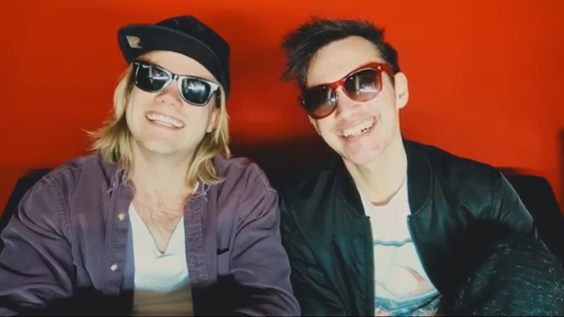 _Talia___Kenda_'s tweet image. That vlog!!!!! 👌🏻👌🏻👌🏻👌🏻
Season 2, episode 7!!!! So good!!!!! #ChrisAndDannyVlog @DannySimm @ChrisBourne