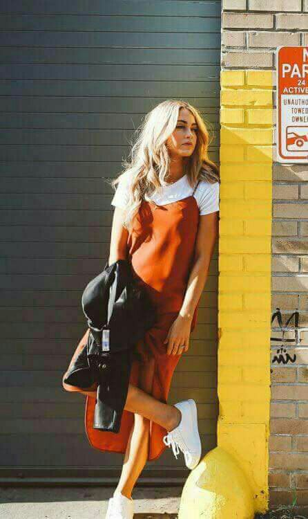 صمتي لا يعني جهلي بما يدور حولي
ولاكن مايدور حولي لا يستحق الكلام
<a href="/SosoQween8/">Queen Nona👑</a>