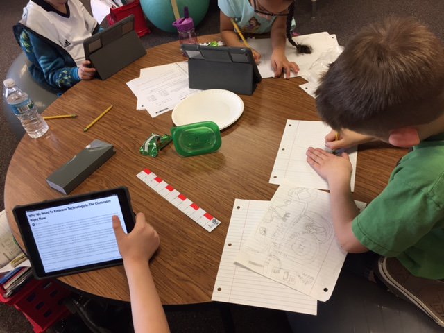 Concord_OX's tweet photo. Genius hour in room 173: Playwrights, researchers, game creators, artists and authors are busy at work. #OxbowElementary #ConcordPride https://t.co/S0zkeOsQWu