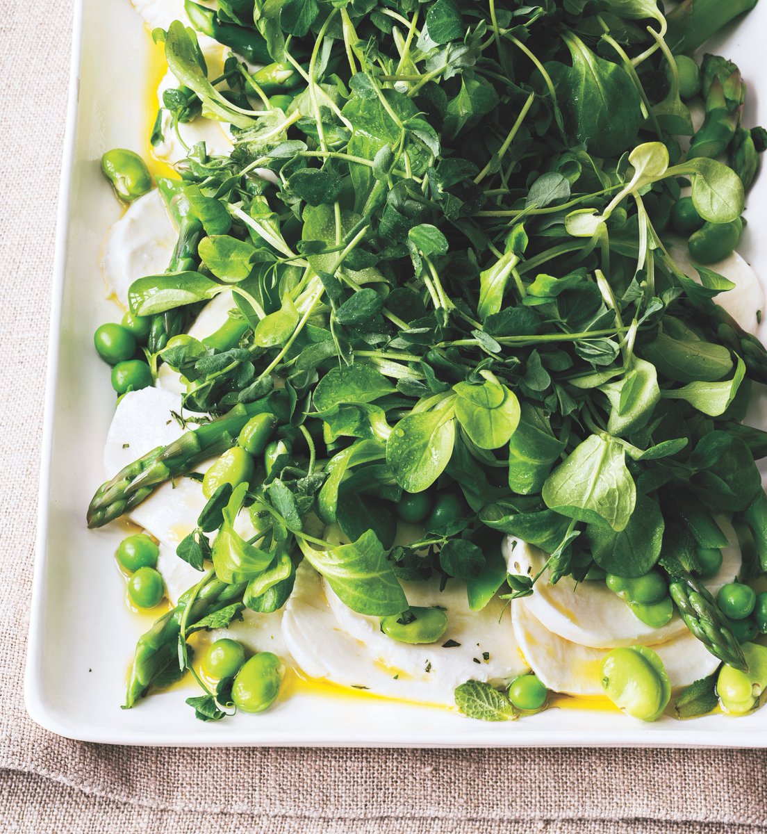 ChefJoanneWeir's tweet photo. Spring is in the air. And on the plate. #KitchenGypsy #getsFresh https://t.co/00IXHwiDBc https://t.co/GcdDF5yZyF