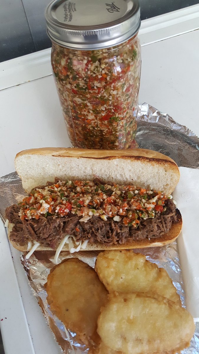 therollingkitch's tweet photo. Italian Beef w/Homemade Giardiniera and a side of Spuds!! @GristHouse until 10pm https://t.co/VY8M5kVprD