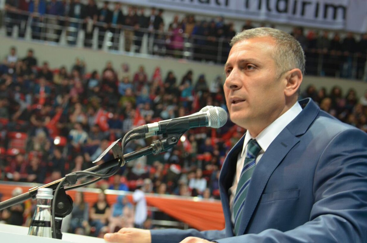 aratmusa's tweet photo. "Gençlik Buluşması"

Gençlik bizim heyecanımız,
Gençlik bizim geleceğimiz,
Gençlik bizim ümidimiz. https://t.co/IS85T3m4B6