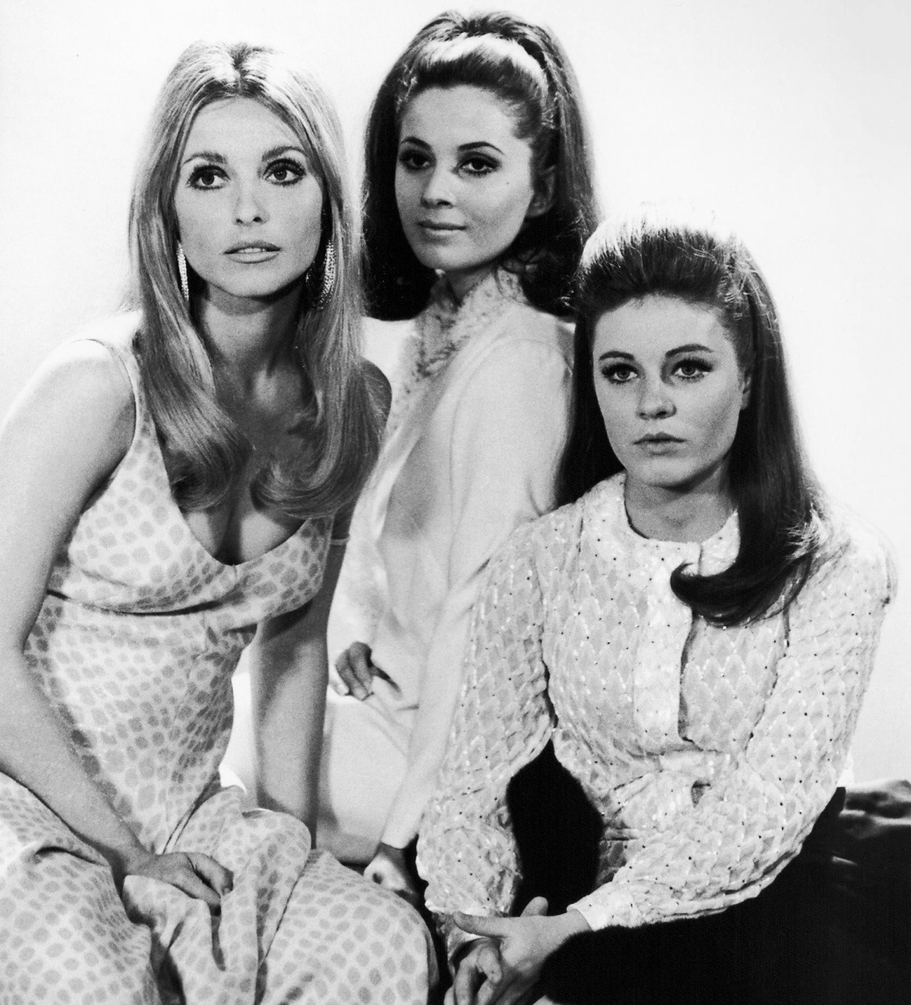 valley of the dolls cast