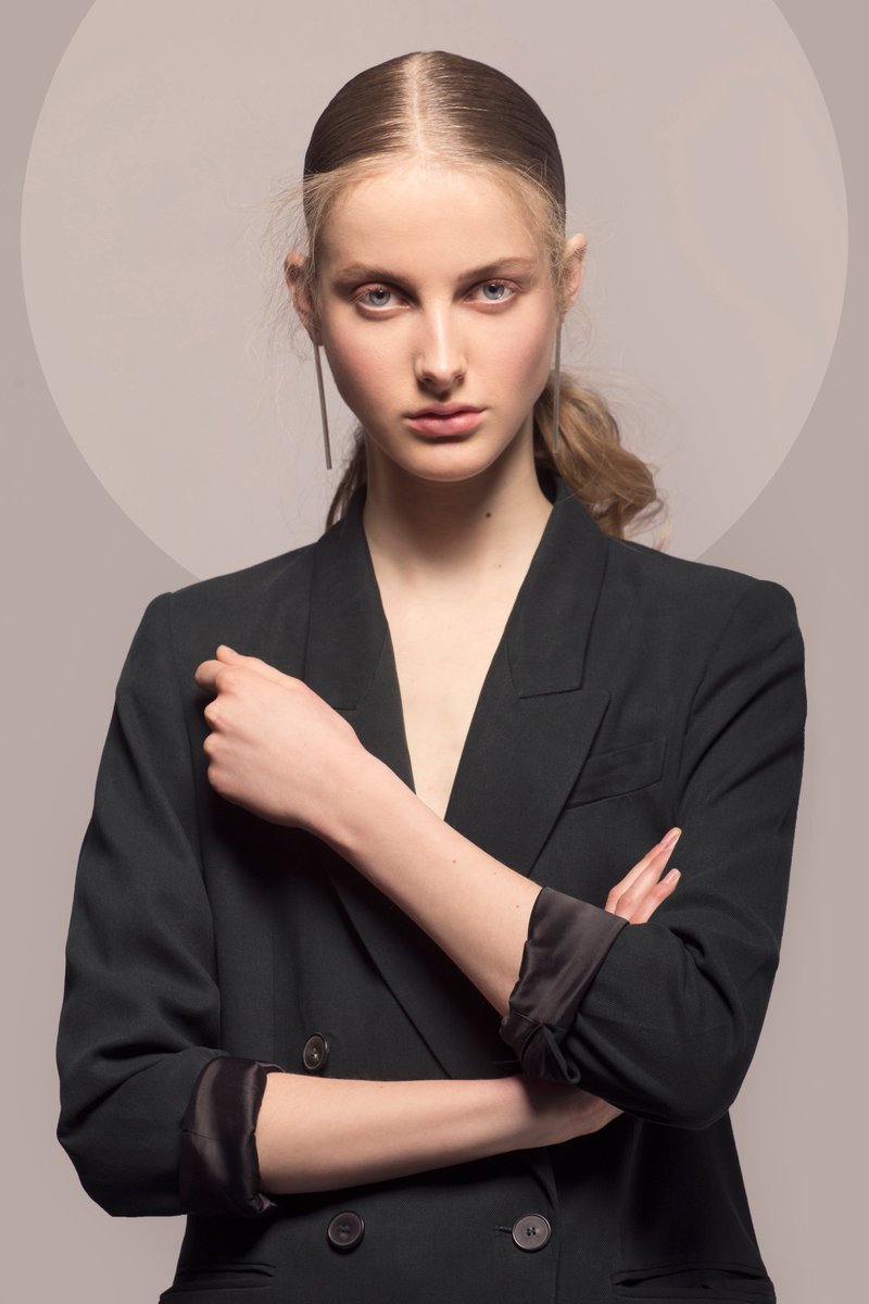 MEAmrani's tweet photo. #BoFasseur #Laurenelisabeth #Maureencloesmeijer #Eldridgemullenhof #elitemodel #amraniphoto #amrani https://t.co/QjTWBAeYsc