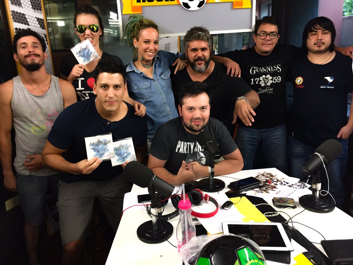 ¡Gracias <a href="/rauldaumas/">Raúl Daumas Ladouce</a> y <a href="/virchupecas/">VIRCHU YABOSKI</a> ! Debut oficial de #pilsenaltoque en el programa <a href="/Rpt955/">.</a> <a href="/rockandpoppy/">Rock&Pop Paraguay</a> #radio #live #artist #musica #pop