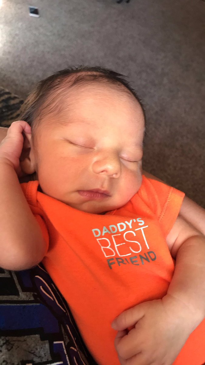 CaitlenEvans1's tweet photo. Cuddling with my nephew will never get old😍❤️ https://t.co/Cq3VpfyIc5